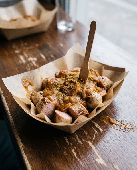 Currywurst-Häppchen mit selbst gekochter Sauce